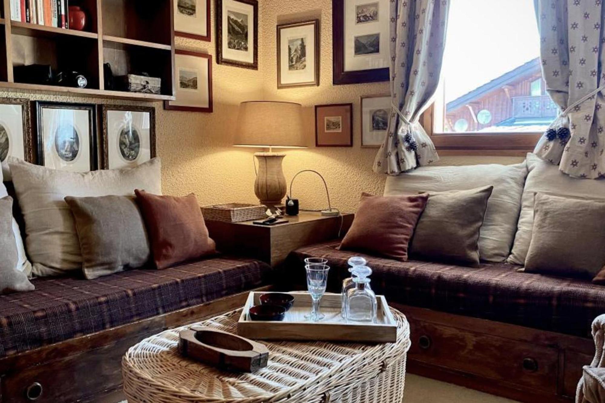 Cosy For 4 In *